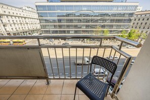 Property grounds - Spacious Apartment with Air Conditioning | Downtown (Warszawa)