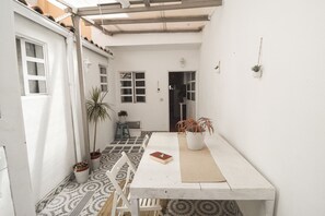 Khu ẩm thực ngoài trời