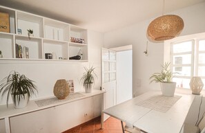 Dining - Patio (Lisboa)