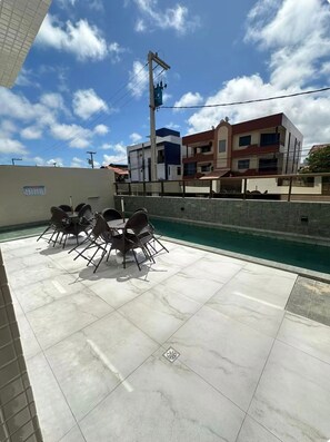 Outdoor dining - Hermano 102 · The best of Bessa, beautiful apartment near the beach (João Pessoa)