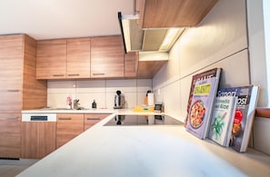 Private kitchen - Vallemaggia Green House (Lavizzara)