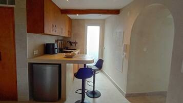 Monolocale comfort, vista oceano | Interni