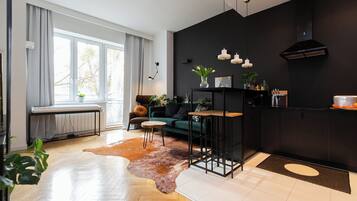 Departamento Confort, balcón, vista al patio | Tabla de planchar con plancha y wifi gratis