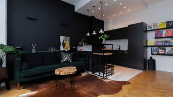 Comfort Apartment, Balcony, Courtyard View
