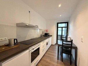Private kitchen - Vrbo Property (Döbeln)