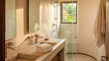 Hair dryer, towels