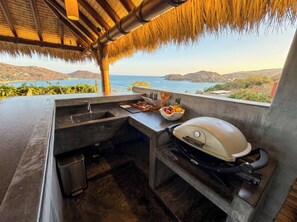 Property grounds - Adults Only : Luxe 3BR La Ropa Oasis w/ Ocean View (Zihuatanejo)