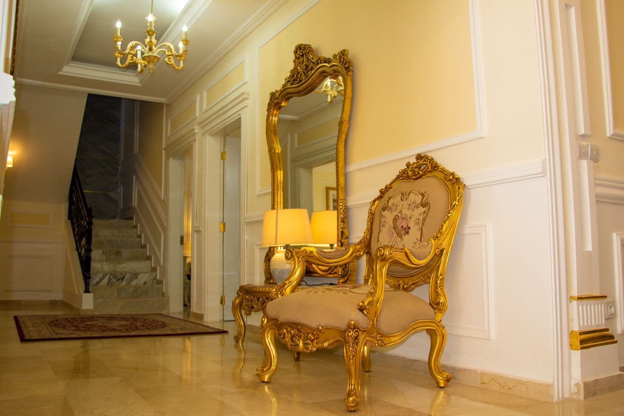 Quầy tiếp tân