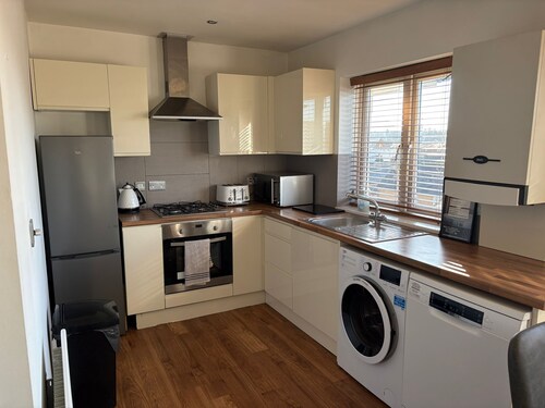 Comfortable, modern 2 bed apartment in the heart of the Old Town