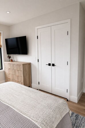 6 habitaciones y caja de seguridad en la habitación 