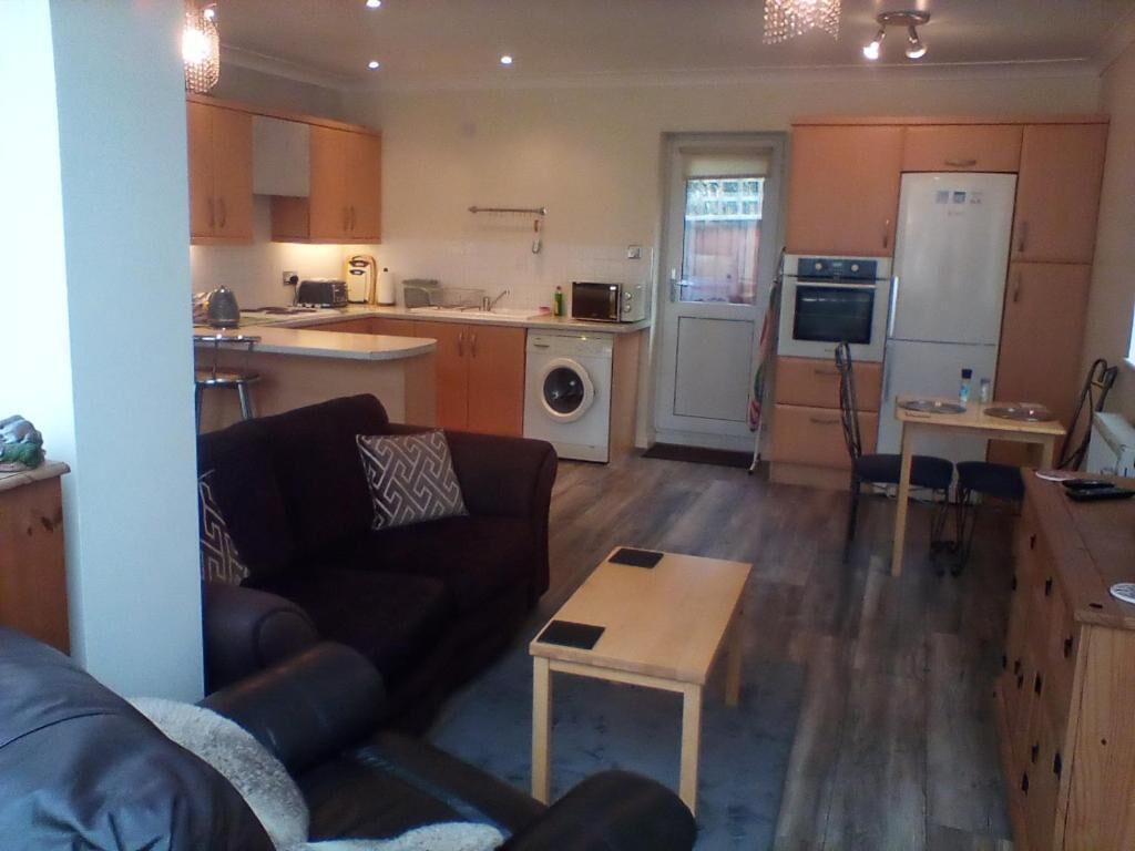 Apartment, 1 Bedroom, Garden View | Living area