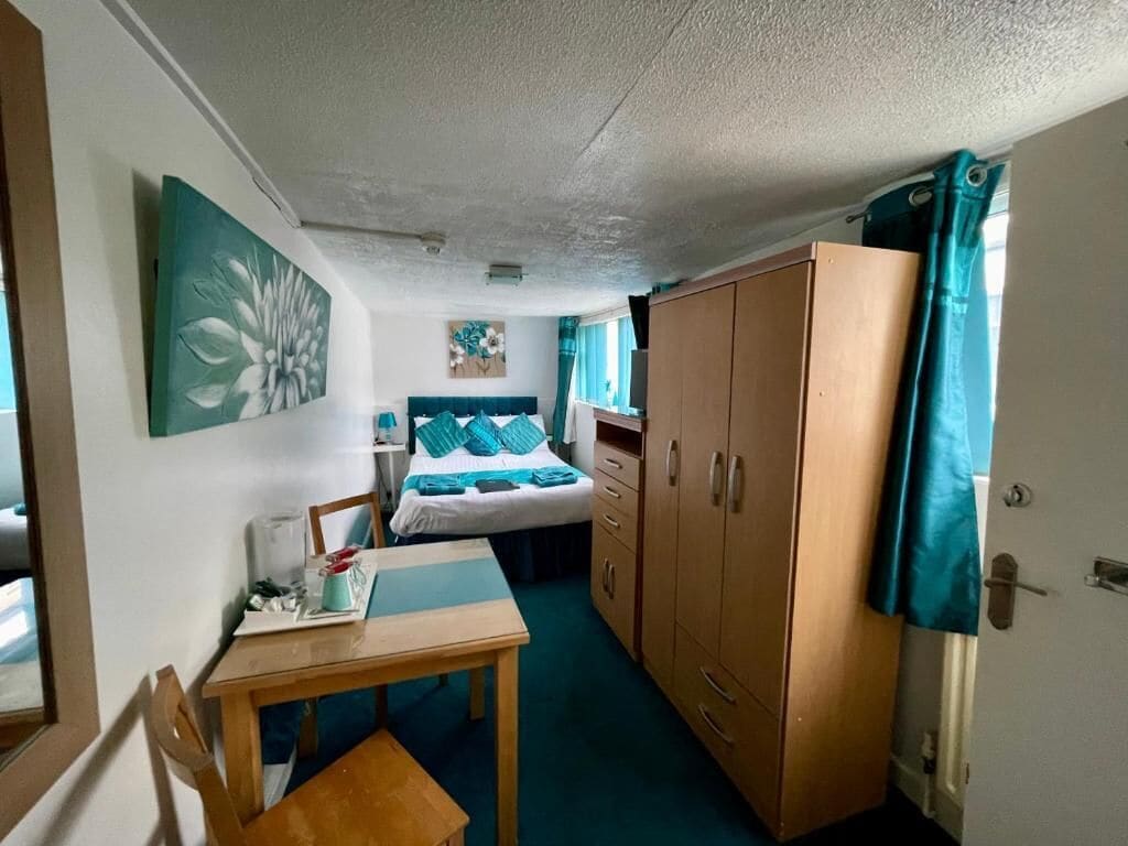 In-room safe, iron/ironing board, free WiFi