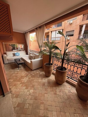 Property grounds - Cosy apartment for 4 people in secure residence with swimming pool (Marrakech)
