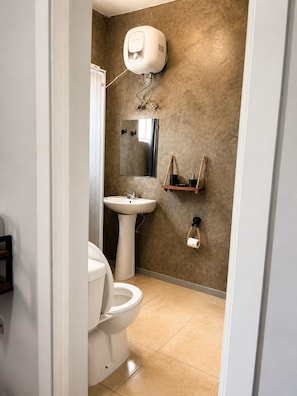 Standard-Doppelzimmer, Stadtblick | Badezimmer