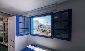 1 bedroom, iron/ironing board, free WiFi, bed sheets - House in front of the sea in Agaete - Gran Canaria (CN)