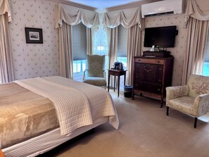 Chambre Simple Supérieure, 1 grand lit | Fer et planche à repasser, Wi-Fi gratuit