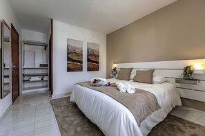Iron/ironing board, free WiFi, bed sheets - Sea and viewpoint view N6 (Puerto de la Cruz)