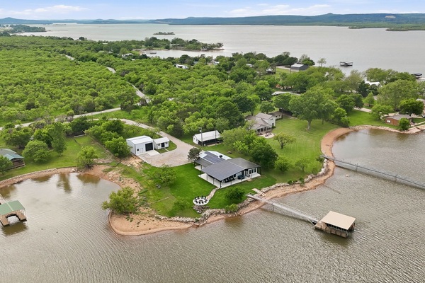 WELCOME TO SHADY COVE!