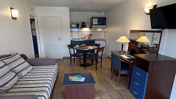 Apartment | Living room