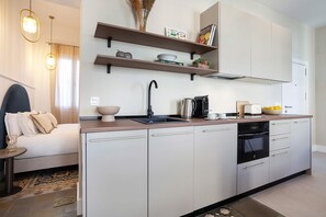 Private kitchen - Bright apartment in Granada center. San Anton 301 (Granada)
