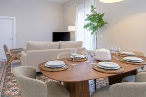 Dining - Luxurious 3 bd apartment in Granada. San Anton 302 (Granada)
