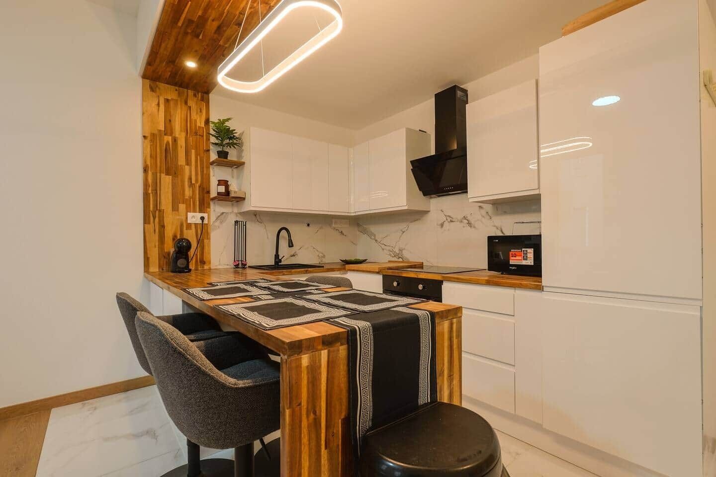 Fridge, microwave, oven, dishwasher