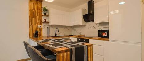 Fridge, microwave, oven, dishwasher