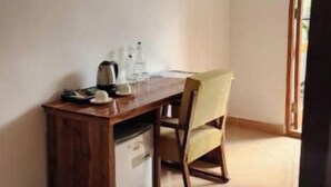 Ảnh chưa phân loại, 2 trong số 8 ảnh, nút