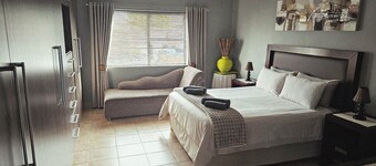 Menza Self-Catering apartment in George,Garden Route - South Africa. 
