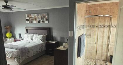 Menza Self-Catering apartment in George,Garden Route - South Africa.