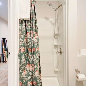 Classic Studio, City View | Bathroom - 718 Sansom Street  (Philadelphia)