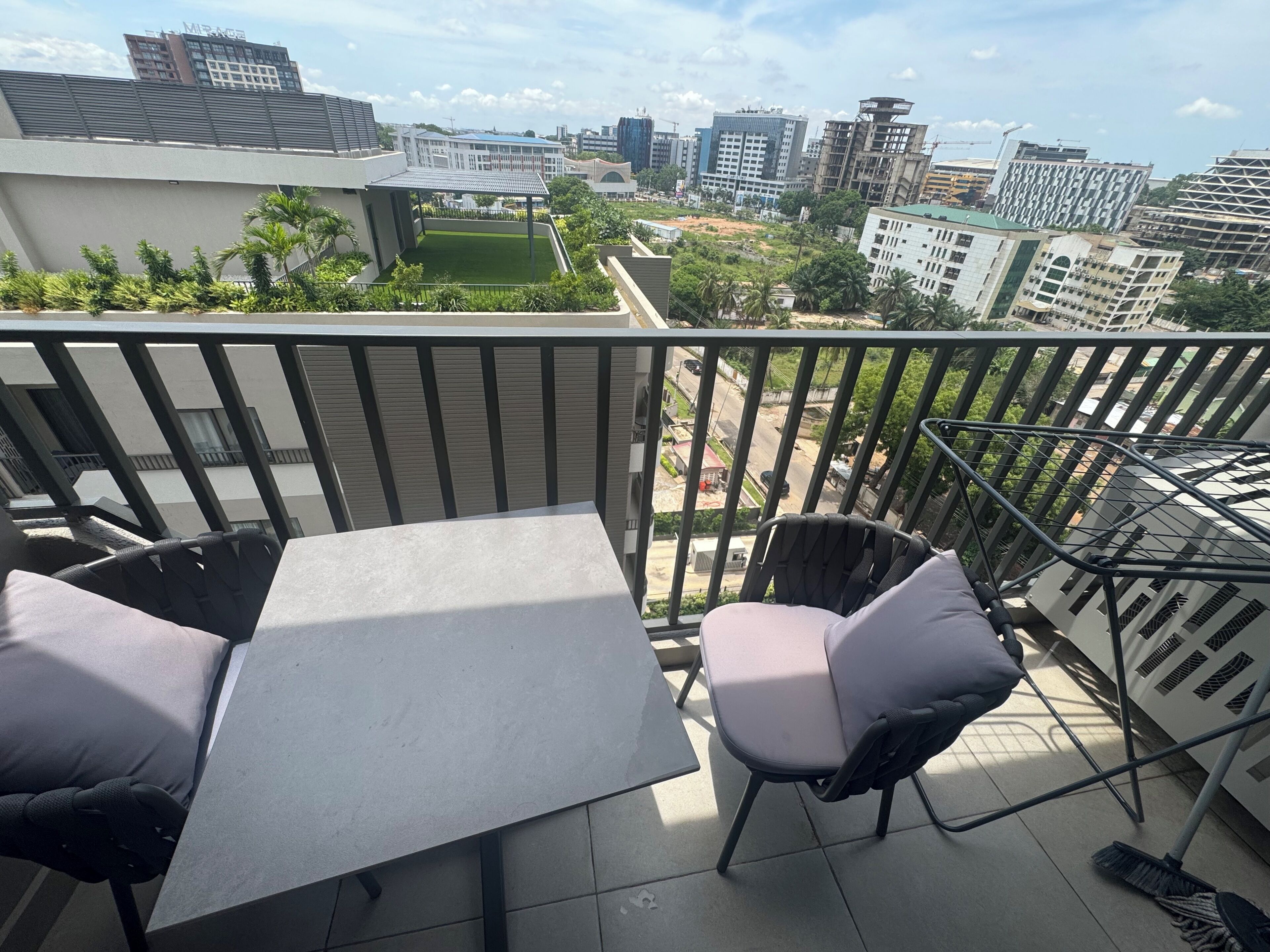 Deluxe Studio Suite, Balcony, Courtyard View | Terrace/patio