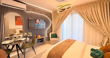 Bantree Apartment by Cozy