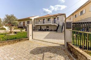 Exterior - Vrbo Property (Povoa de lanhoso)