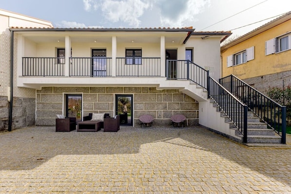 Exterior - Vrbo Property (Povoa de lanhoso)