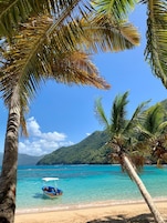 Una playa cerca