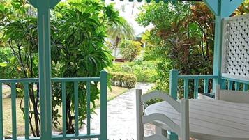 Villa Tradition, vue jardin | Restauration extérieure