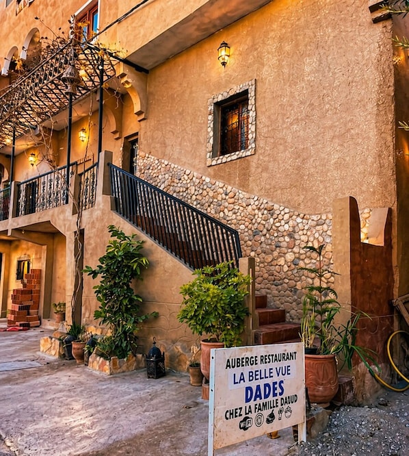 Exterior - Auberge La Belle Vue Dades (Boumalne)