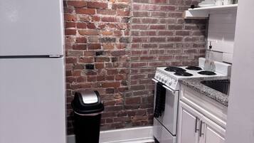 Mini-refrigerator
