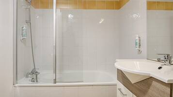 Apartment | Bathroom