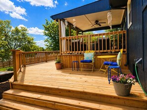 Terrace/patio - World Cup Retreat | Pool • Sleeps 8 • KC (Kansas City)
