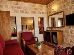 Luxury Double Room | Living area - Gazi Palace Otel (Mardin)