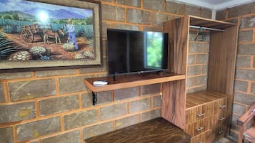 Comfort Double Room, Balcony | Living area