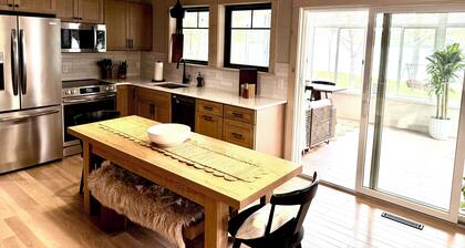 Welcome to NORTHERN PEARL, newly remodeled 3 Br. 2 Bath Cottage on Lake Leelanau