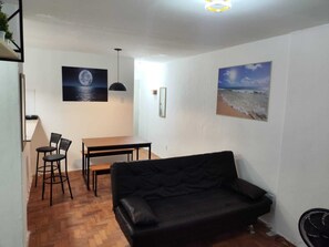 Living area - Charming apartment in the heart of Copacabana. (Rio de Janeiro)