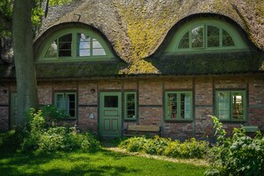 Exterior - Apartment "Waldkauz" with Private Balcony (Putbus)