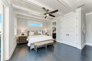 Iron/ironing board, WiFi - Slice of Paradise by Duncan Real Estate (Holmes Beach)