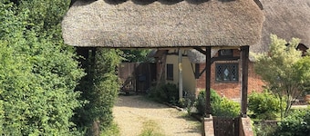 Two bedroom pet Friendly, Barn Conversion in the New Forest.
