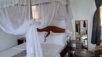 Deluxe Studio Suite | Individually decorated, individually furnished, free WiFi