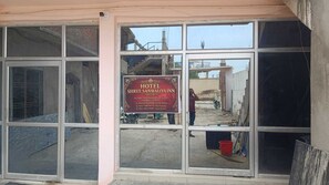 Exterior - Hotel Shree Sanwaliya Inn (Ayodhya)